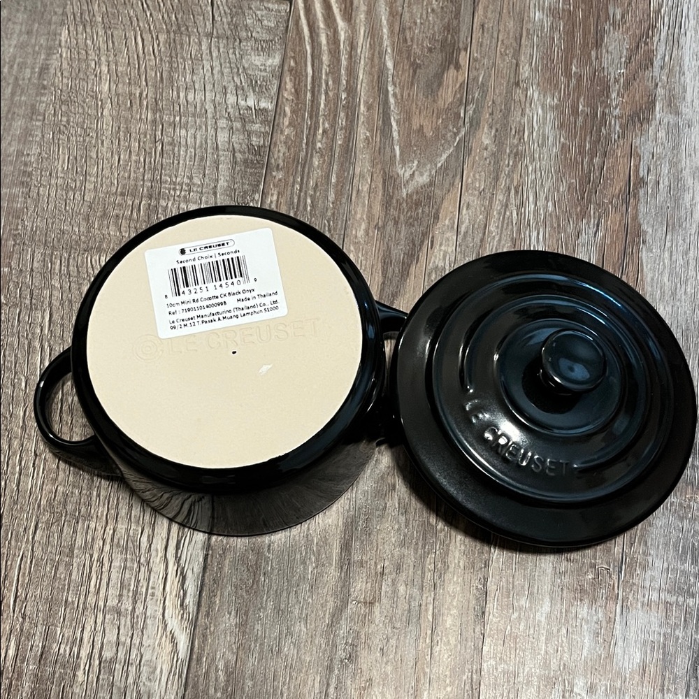 Le Creuset Black Stoneware Cocotte